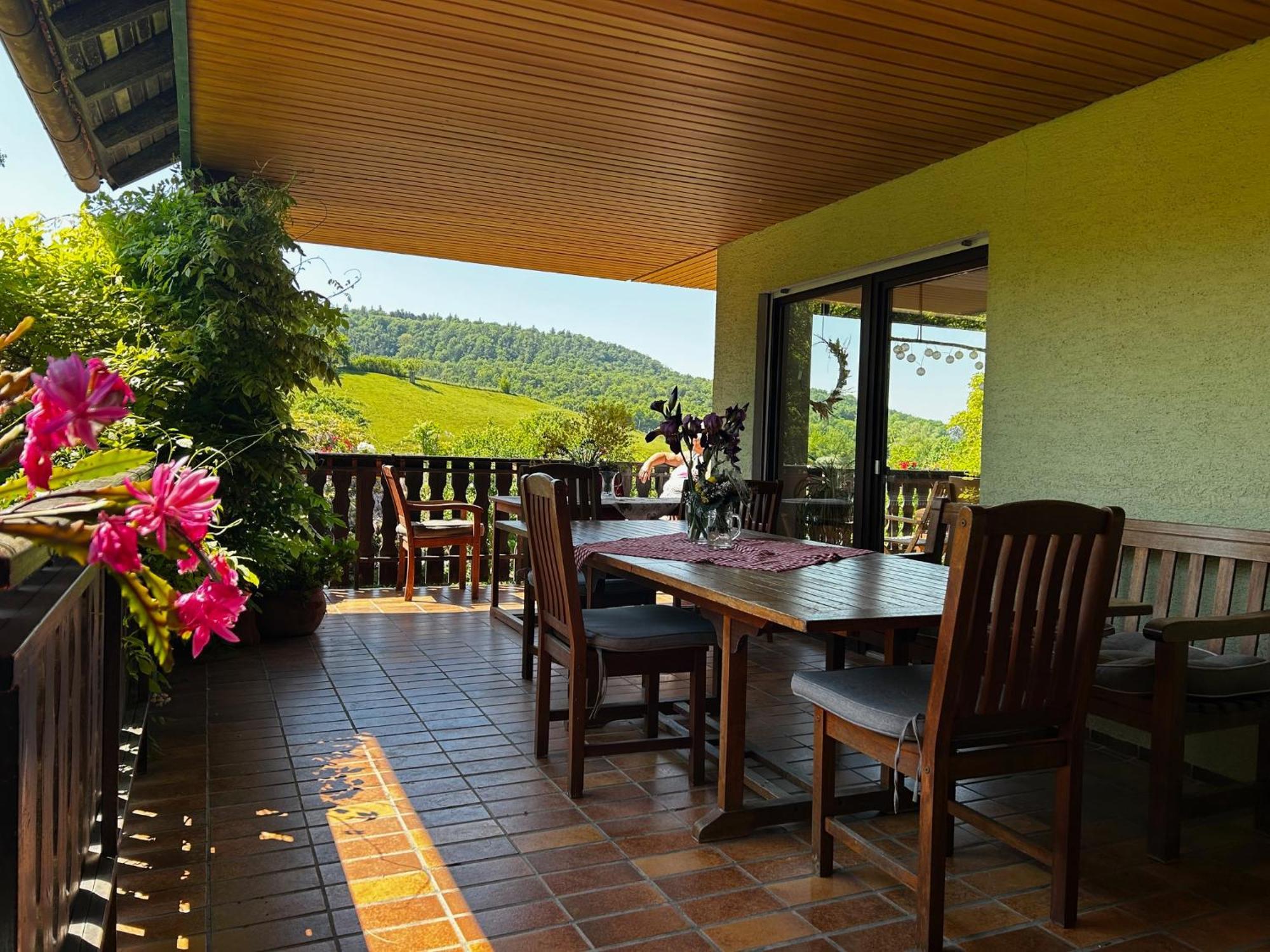 Pension Margarete Handthal ภายนอก รูปภาพ